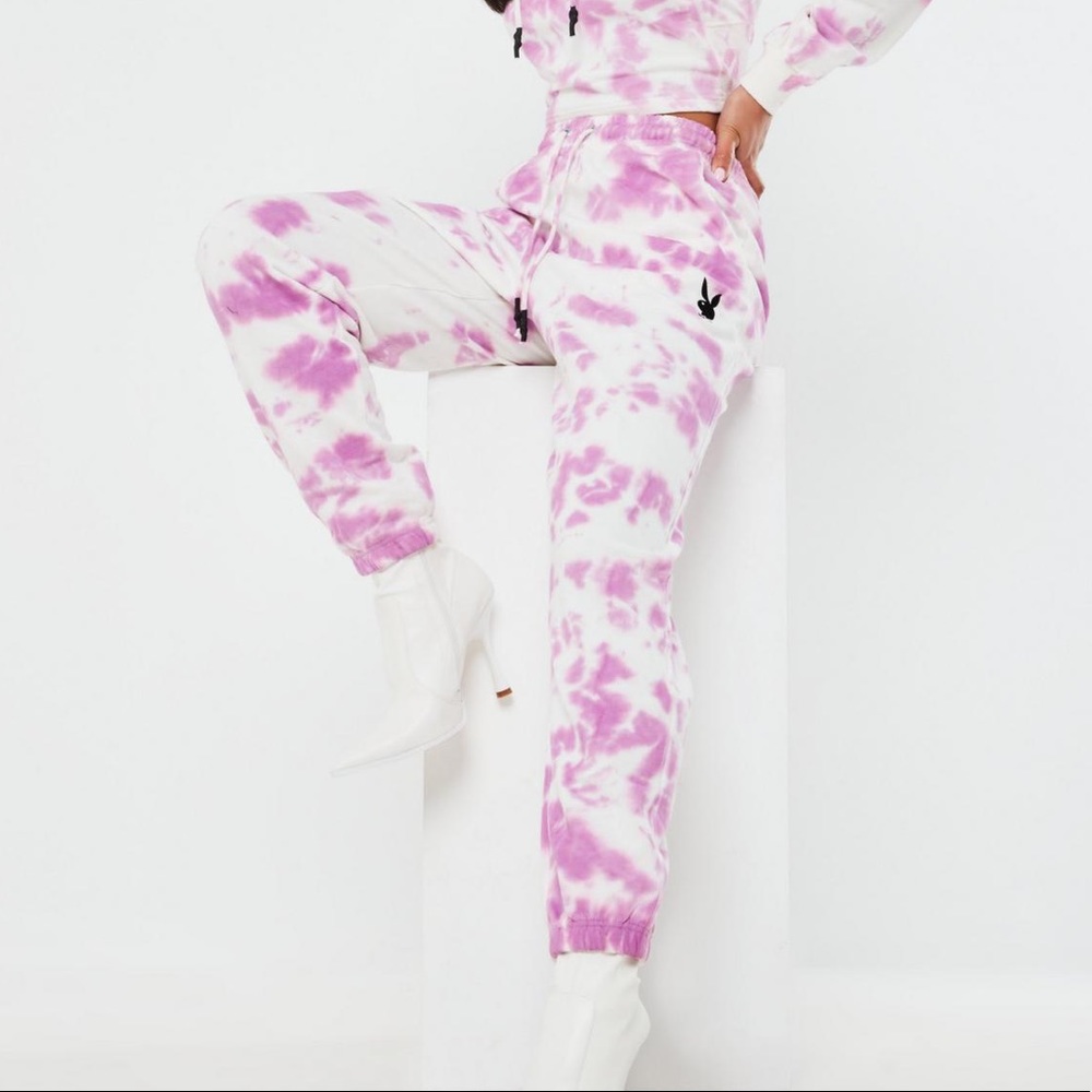 PLAYBOY x MISSGUIDED pink tiedye oversized joggers